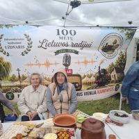 Uždvaris ir Prie siauruko