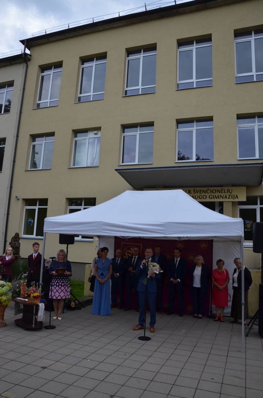 Svencioneliu-Karaliaus-Mindaugo-gimnazija03